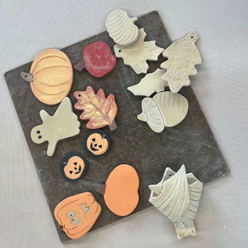 Family Pottery_ Fall Fun! (Ages 5-6 & Adult 18+)