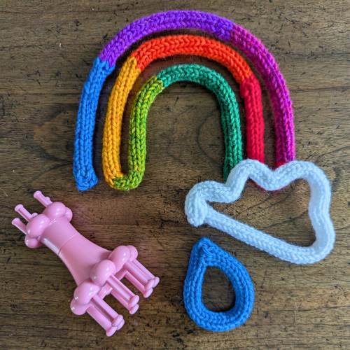 Knitted Wire Art for Families