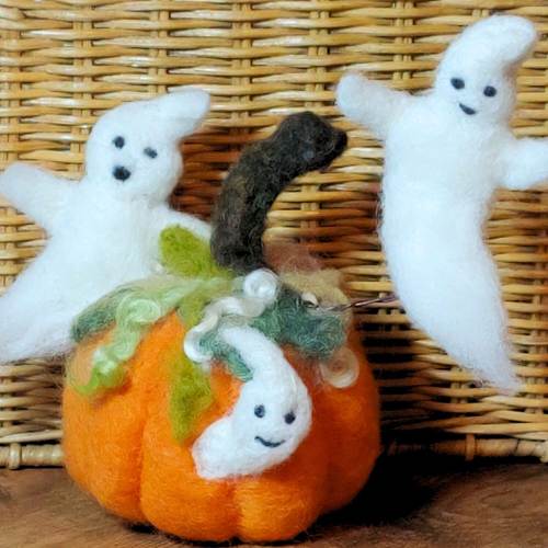 Needle Felting Pumpkin & Ghosts
